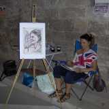 L'artista Michelle Consalvo al lavoro